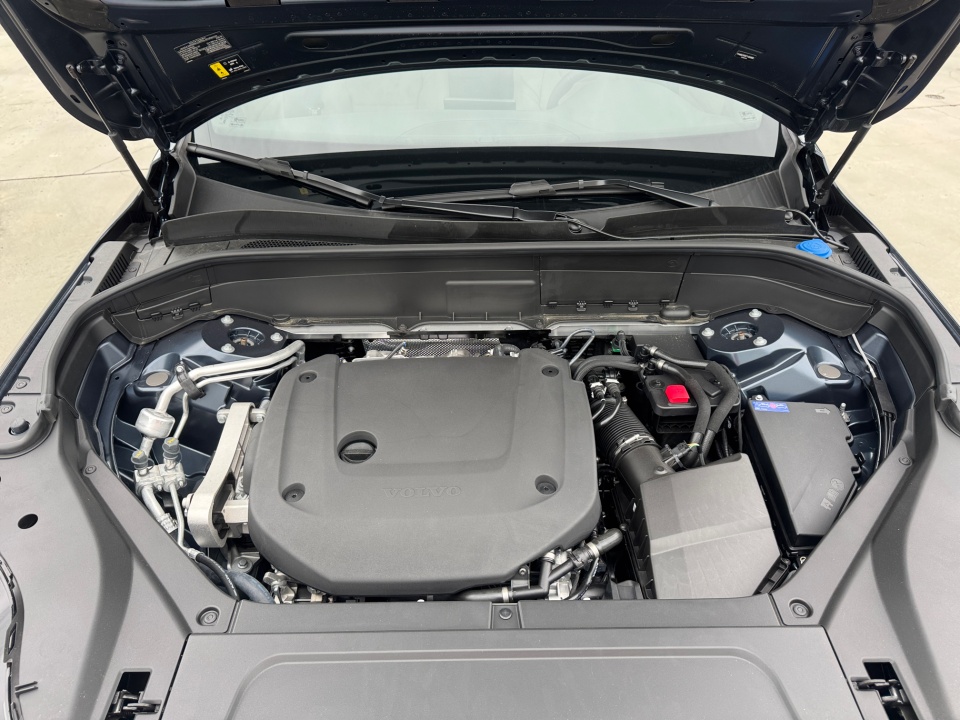 YV4062PE0T1433003 2026 Volvo XC90 B6 Plus 7-Seater