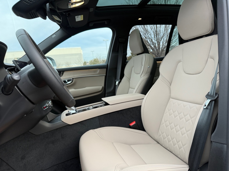 YV4062PE3T1475150 2026 Volvo XC90 B6 Plus 7-Seater