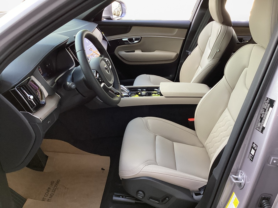 YV4062PE3T1528025 2026 Volvo XC90 Plus, B6 AWD Gas (mild hybrid), Gasoline, Bright, 7 Seats