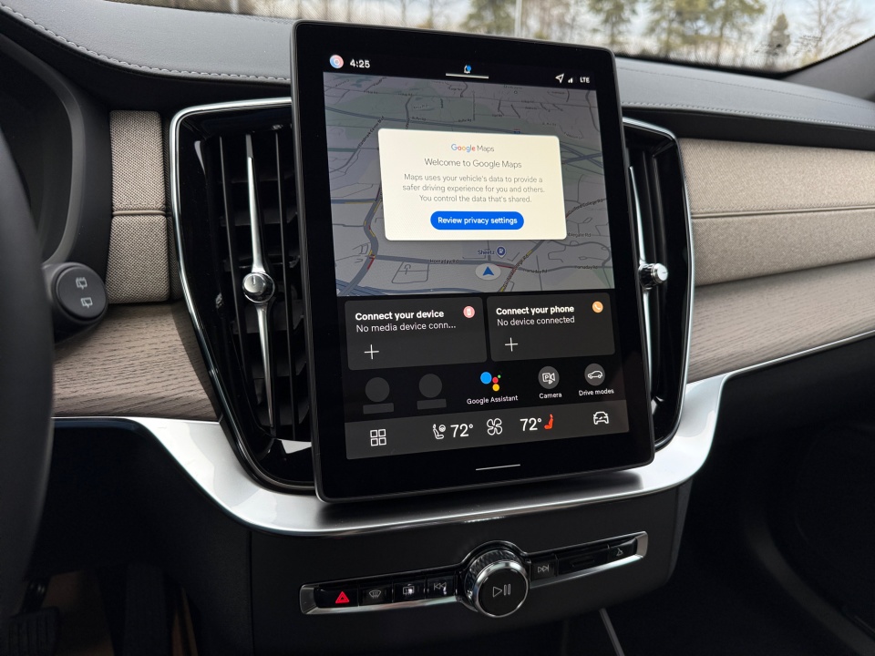 YV4062PE7T1497247 2026 Volvo XC90 Plus, B6 AWD Gas (mild hybrid), Gasoline, Bright, 7 Seats