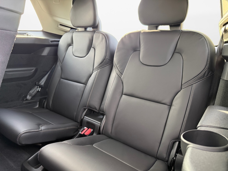 YV4062PF4T1448564 2026 Volvo XC90 Ultra, B6 AWD Gas (mild hybrid), Gasoline, Bright, 7 Seats