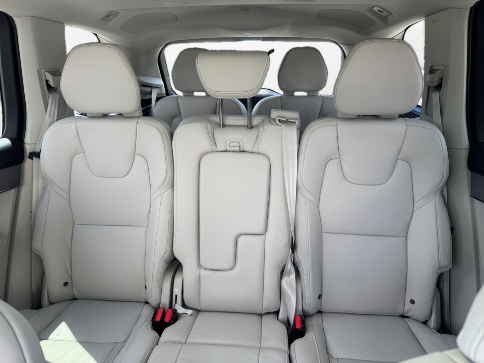 YV4062PF7T1453676 2026 Volvo XC90 B6 Ultra 7-Seater