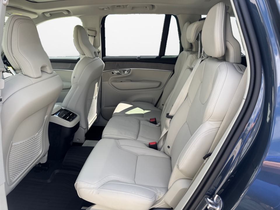 YV4062PF7T1453676 2026 Volvo XC90 B6 Ultra 7-Seater