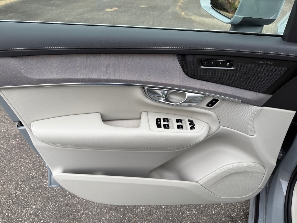 YV4062PF7T1477976 2026 Volvo XC90 B6 Ultra 7-Seater