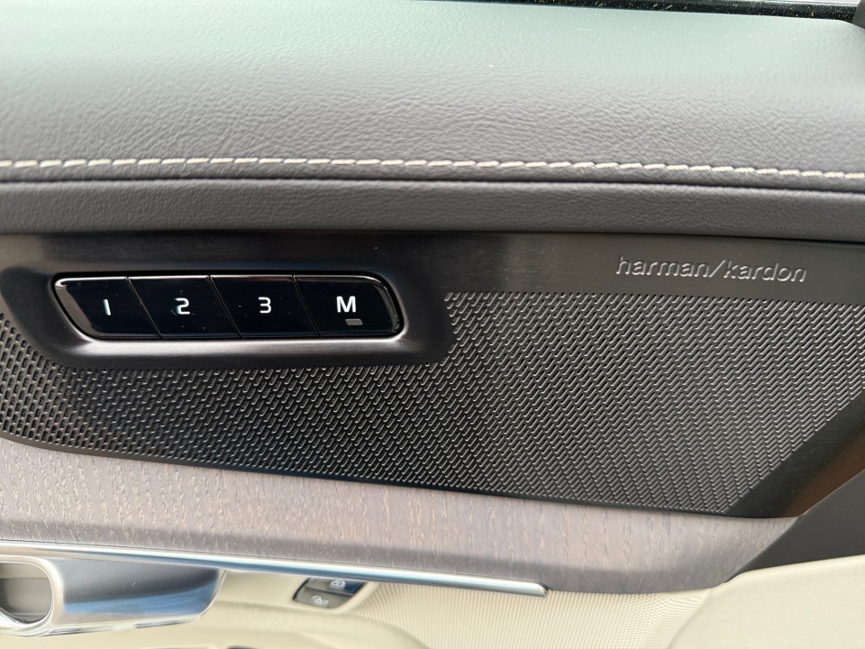 YV4062PF7T1477976 2026 Volvo XC90 B6 Ultra 7-Seater