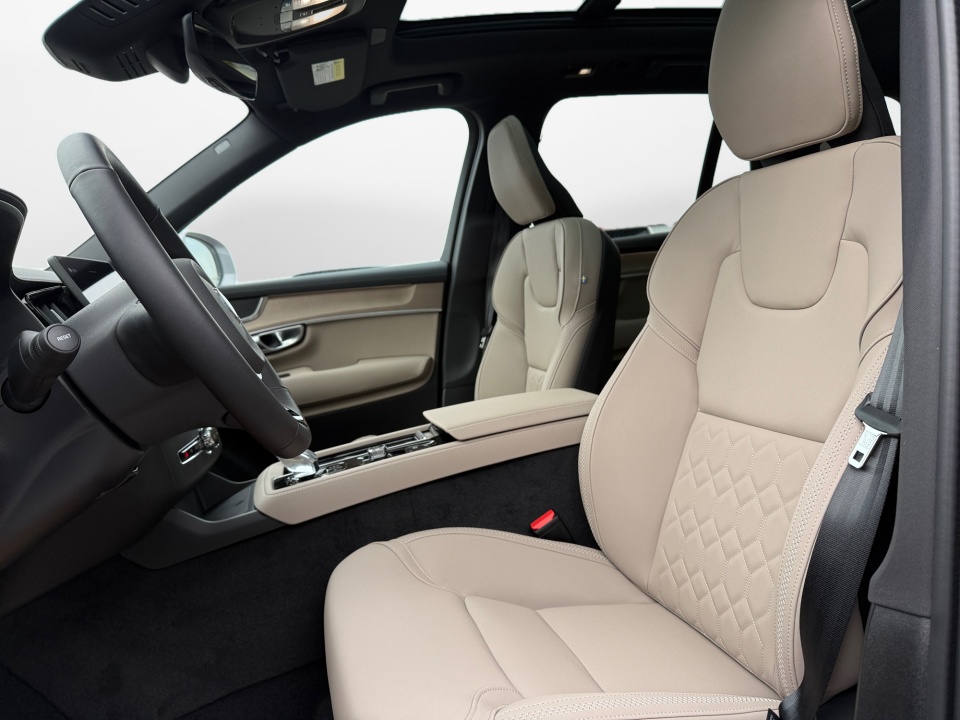 YV4062PJ4T1468088 2026 Volvo XC90 B6 Core