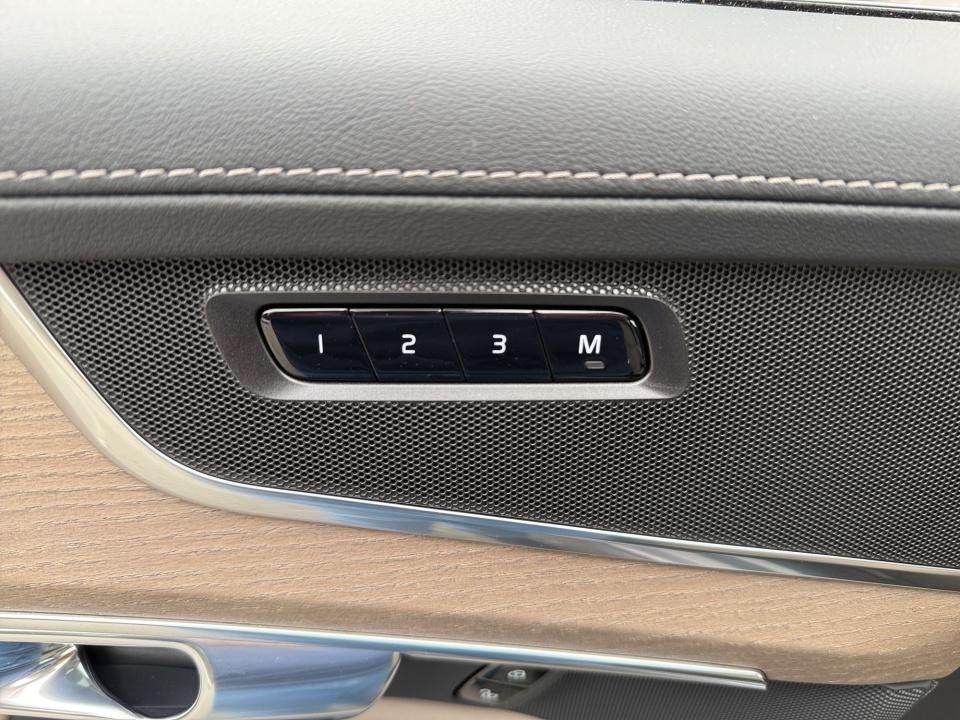 YV4062PJ4T1468088 2026 Volvo XC90 B6 Core