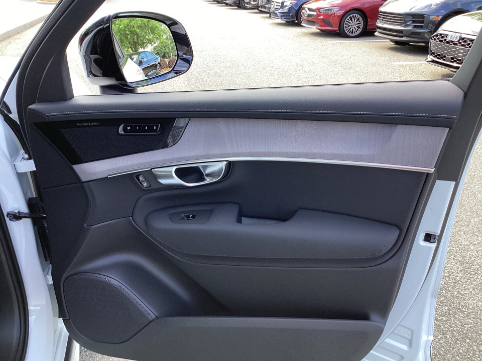 YV4062PM0T1529463 2026 Volvo XC90 Ultra Dark Theme, B6 AWD Gas (mild hybrid), Gasoline, 7 Seats