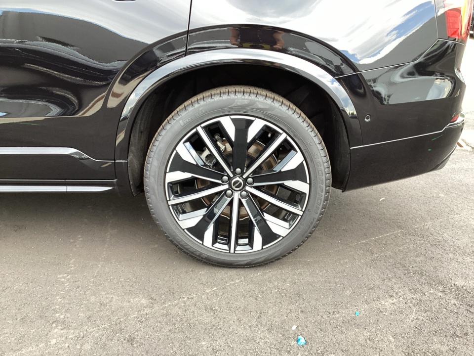 YV4062PM1T1504118 2026 Volvo XC90 Ultra Dark Theme, B6 AWD Gas (mild hybrid), Gasoline, 7 Seats