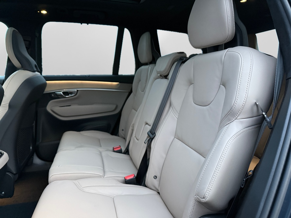 YV4062PM7T1481119 2026 Volvo XC90 B6 Ultra Dark Theme 7-Seater