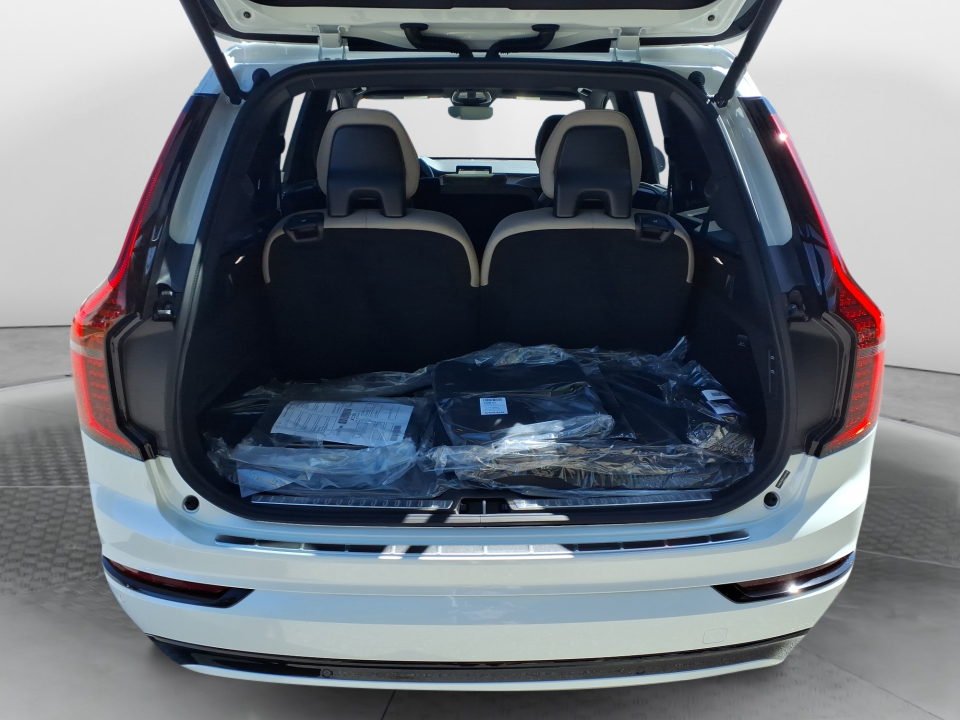 YV4062PM9T1459140 2026 Volvo XC90 B6 Ultra Dark Theme 7-Seater