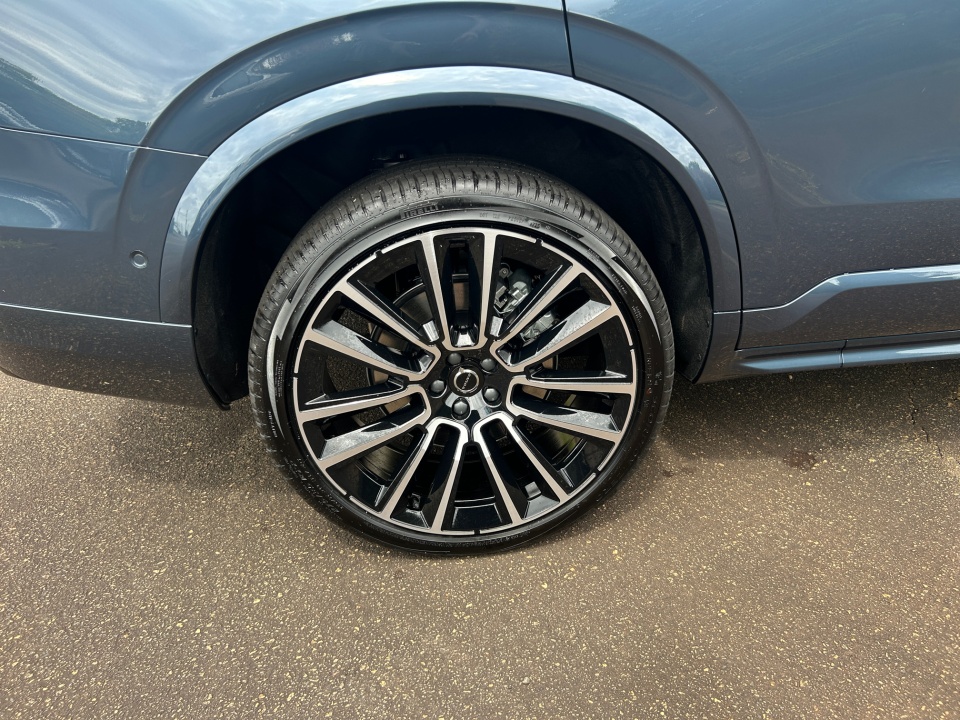 YV4062PMXT1446171 2026 Volvo XC90 B6 Ultra Dark Theme 7-Seater