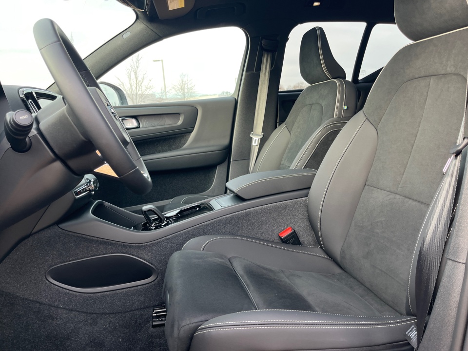 YV4EH3HL1R2268276 2024 Volvo XC40 Recharge Pure Electric Plus