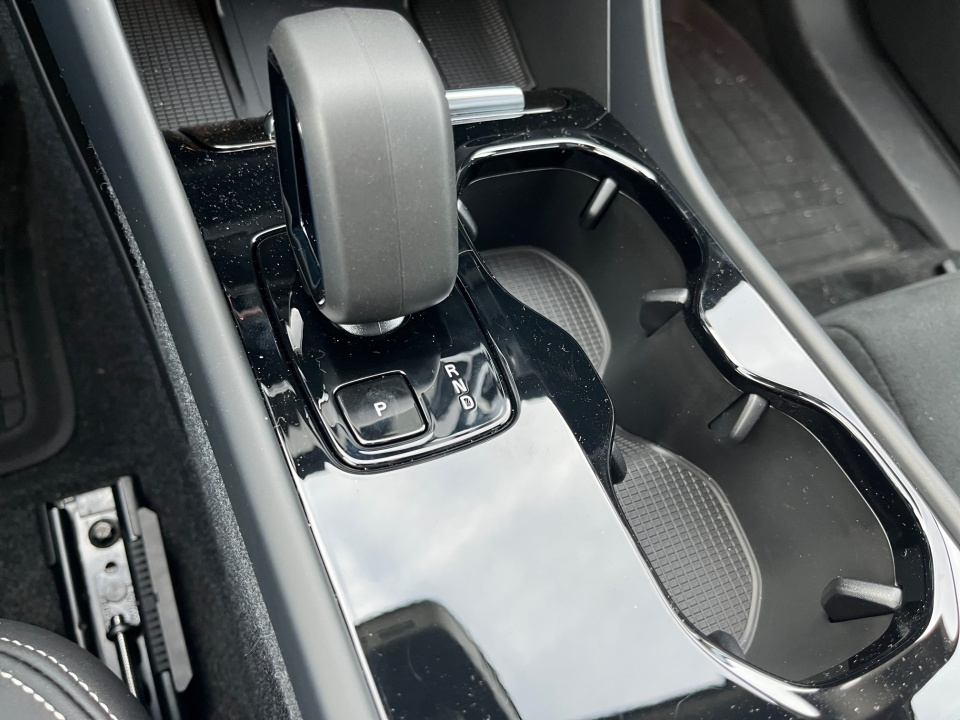 YV4EH3HL1R2268276 2024 Volvo XC40 Recharge Pure Electric Plus