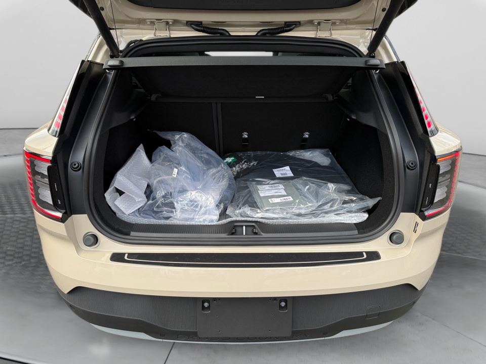 YV4EK3CL8T2601038 2026 Volvo EX30 Cross Country Ultra, Twin Motor Performance, Fully electric