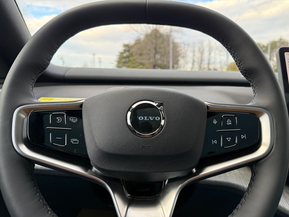 YV4EK3CL8T2601038 2026 Volvo EX30 Cross Country Ultra, Twin Motor Performance, Fully electric