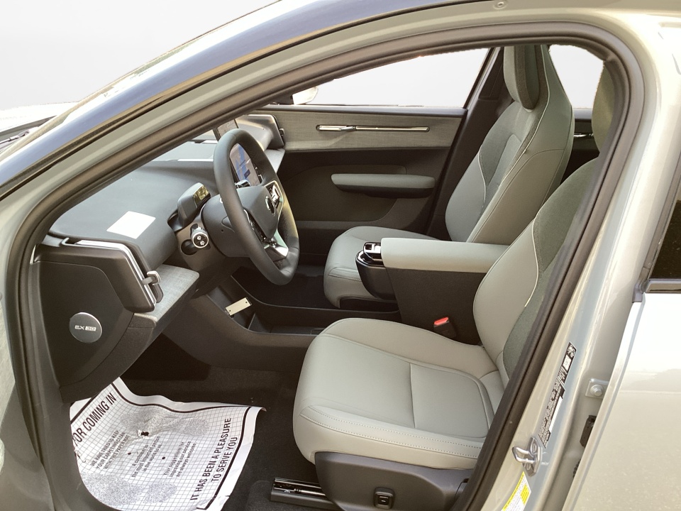 YV4EL3YK1T2622858 2026 Volvo EX30 Plus, Single Motor, Fuly electric