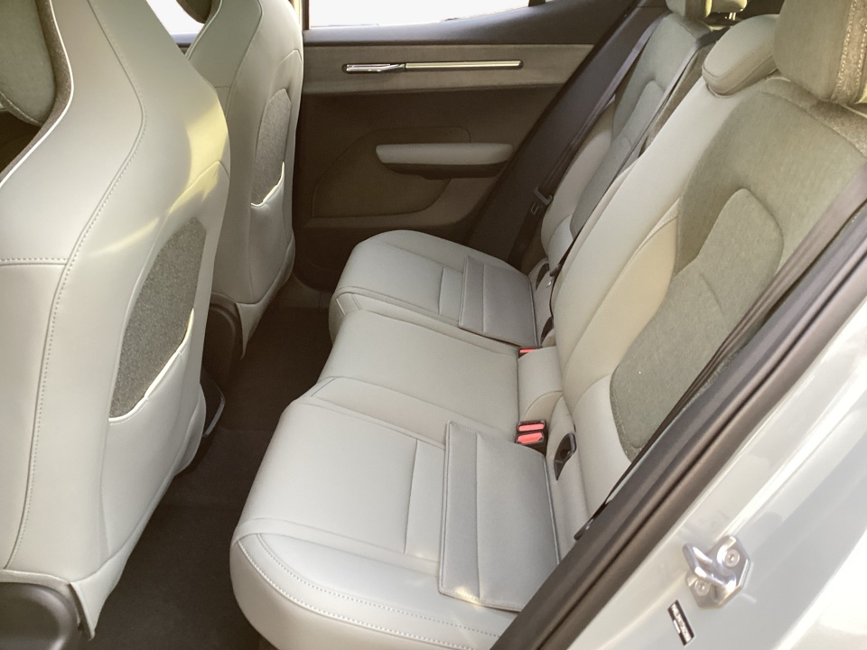 YV4EL3YK1T2622858 2026 Volvo EX30 Plus, Single Motor, Fuly electric