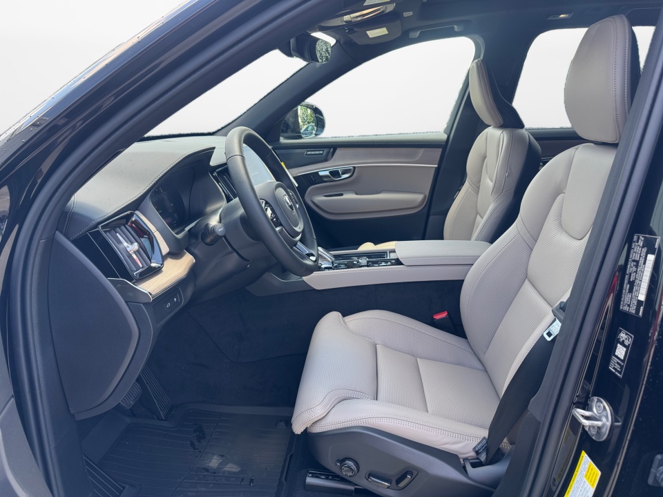 YV4H60PF1T1497888 2026 Volvo XC90 Plug-In Hybrid Ultra, T8 AWD, Electric/Gasoline, Bright, 7 Seats