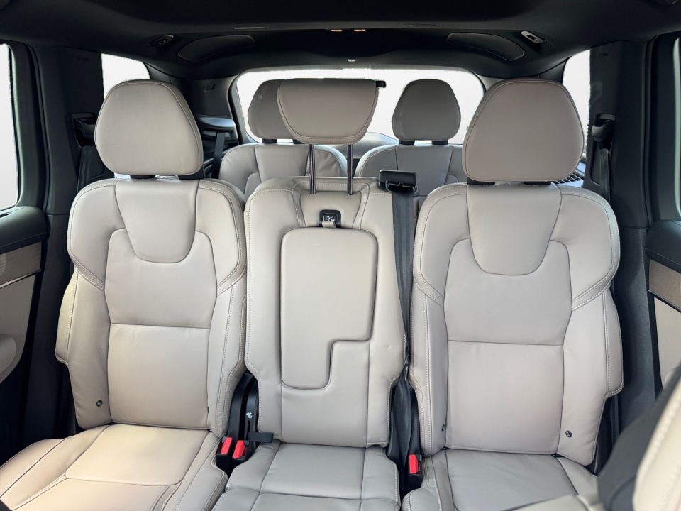 YV4H60PF1T1497888 2026 Volvo XC90 Plug-In Hybrid Ultra, T8 AWD, Electric/Gasoline, Bright, 7 Seats