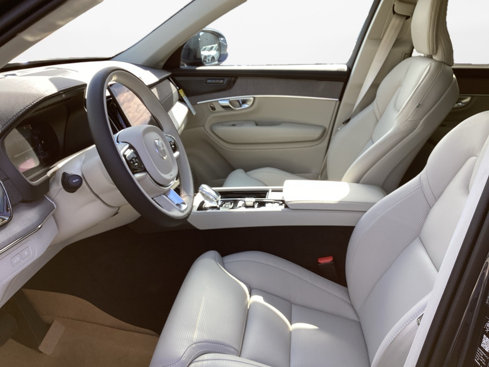 YV4H60PF3T1540112 2026 Volvo XC90 Plug-In Hybrid Ultra