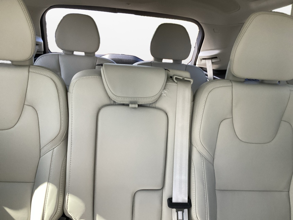 YV4H60PF3T1540112 2026 Volvo XC90 Plug-In Hybrid Ultra