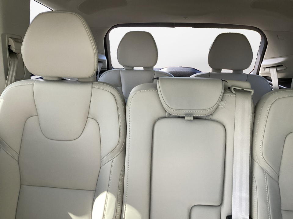YV4H60PF3T1540112 2026 Volvo XC90 Plug-In Hybrid Ultra