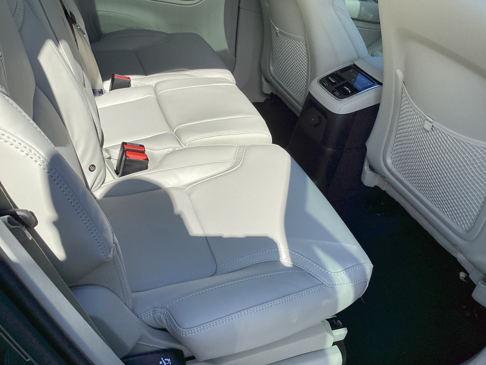 YV4H60PF3T1540112 2026 Volvo XC90 Plug-In Hybrid Ultra