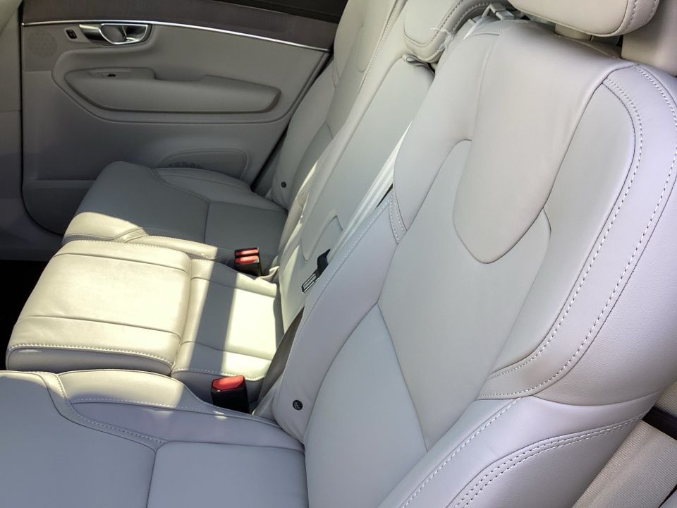 YV4H60PF3T1540112 2026 Volvo XC90 Plug-In Hybrid Ultra