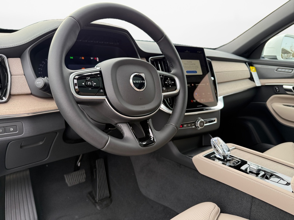 YV4H60PF5T1491673 2026 Volvo XC90 Plug-In Hybrid Ultra, T8 AWD, Electric/Gasoline, Bright, 7 Seats