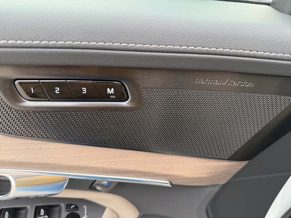 YV4H60PF5T1491673 2026 Volvo XC90 Plug-In Hybrid Ultra, T8 AWD, Electric/Gasoline, Bright, 7 Seats