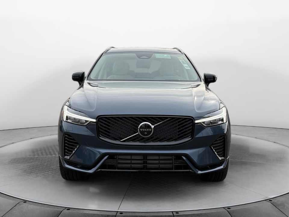 YV4H60RM2T1411256 2026 Volvo XC60 Plug-In Hybrid Ultra, T8 AWD Electric/Gasoline, Dark