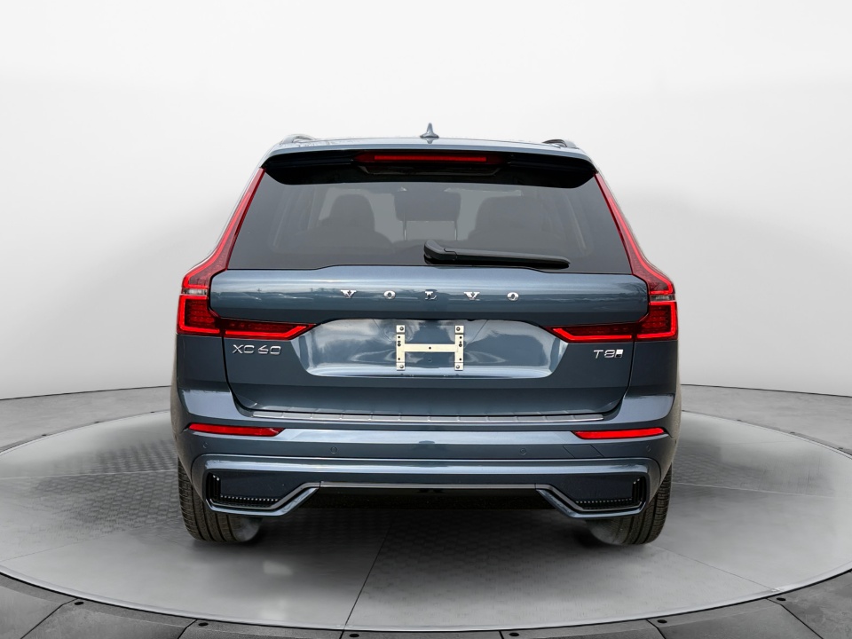 YV4H60RM2T1411256 2026 Volvo XC60 Plug-In Hybrid Ultra, T8 AWD Electric/Gasoline, Dark