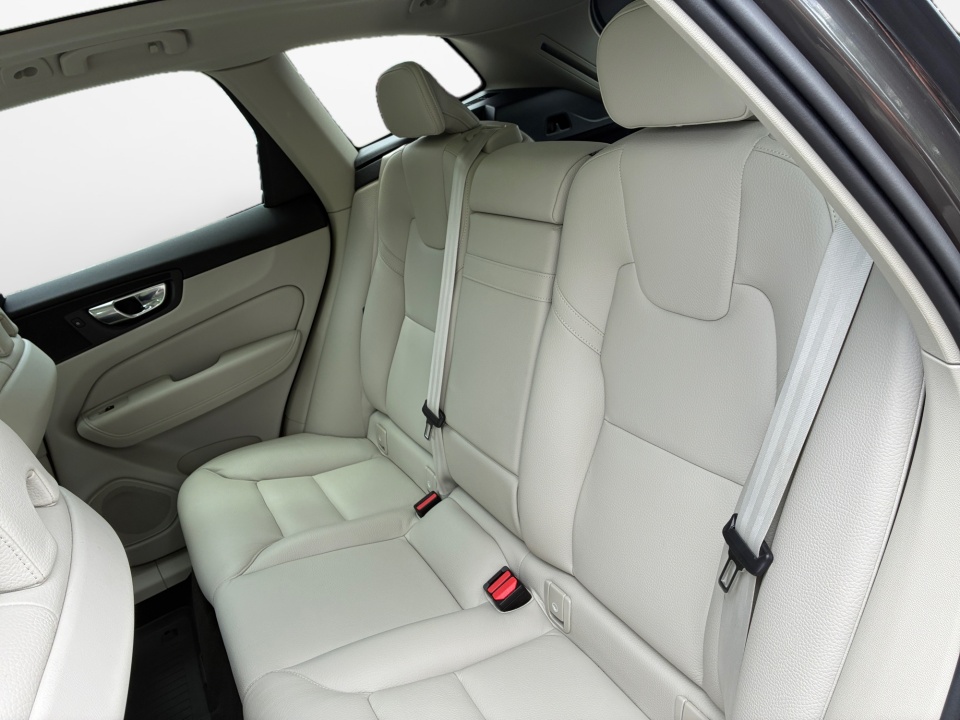 Used 2022 Volvo XC60 SUV