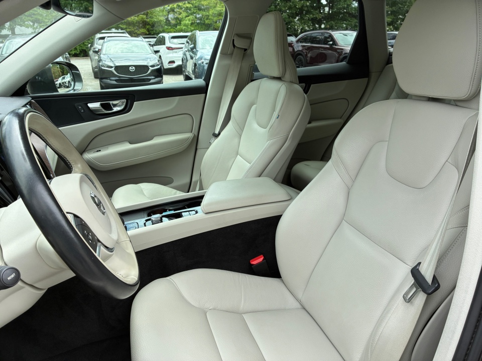 Used 2022 Volvo XC60 SUV