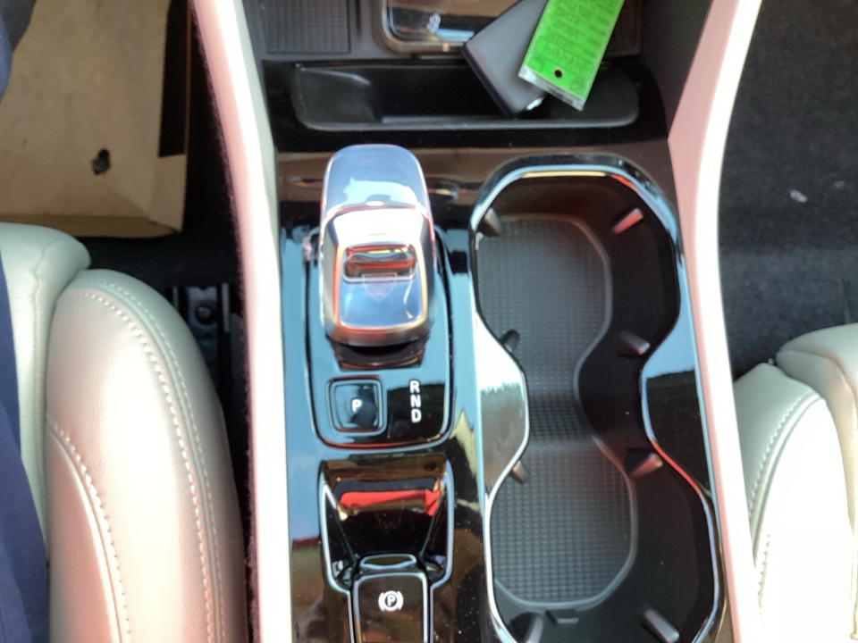 YV4L12UC3T2767888 2026 Volvo XC40 Plus, B5 AWD Gas (mild hybrid), Dark