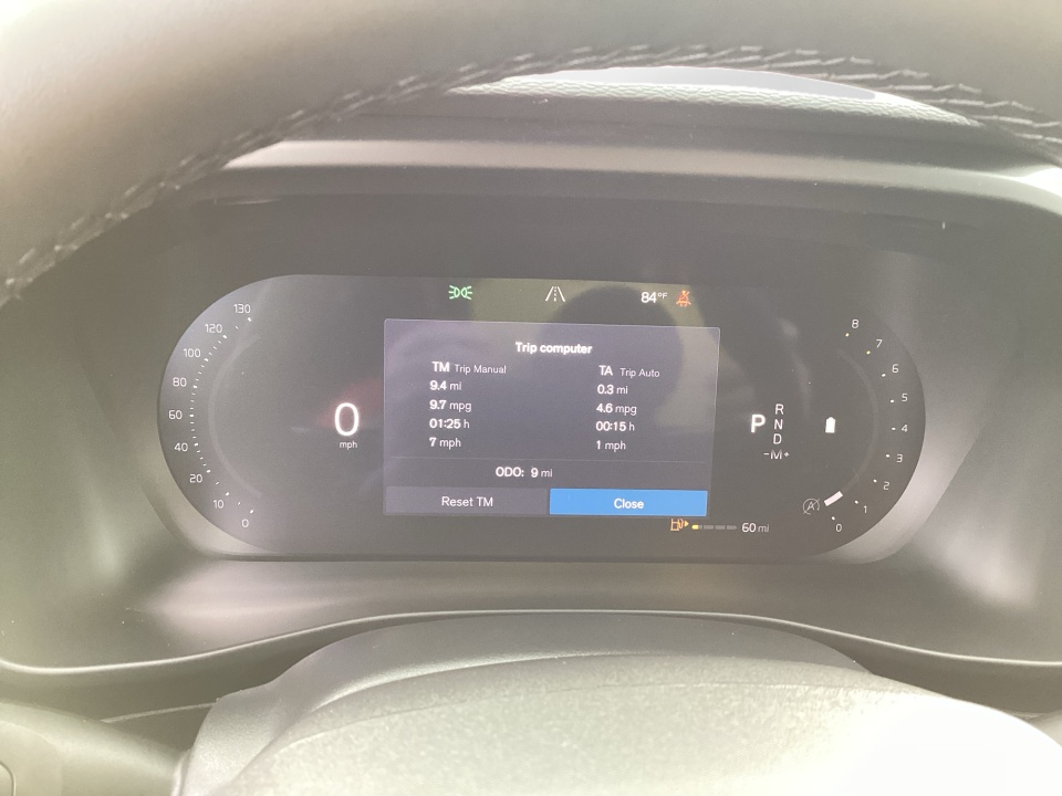 YV4L12UC3T2814823 2026 Volvo XC40 Plus, B5 AWD Gas (mild hybrid), Dark