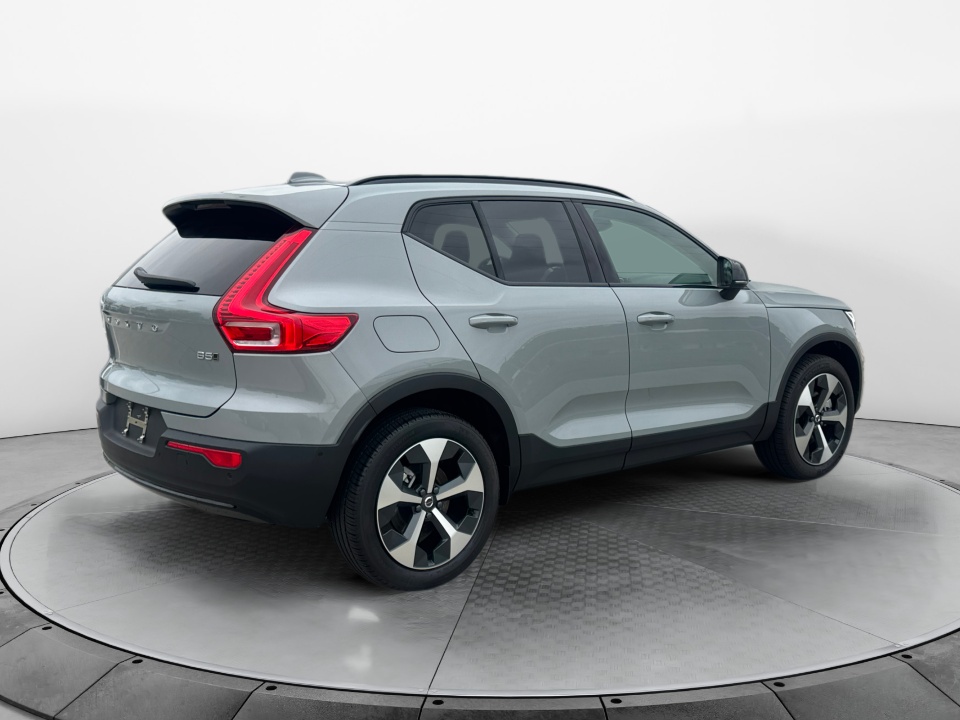 YV4L12UC4T2789771 2026 Volvo XC40 Plus