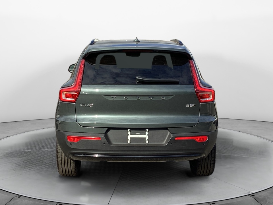 YV4L12UC5T2779427 2026 Volvo XC40 Plus, B5 AWD Gas (mild hybrid), Dark