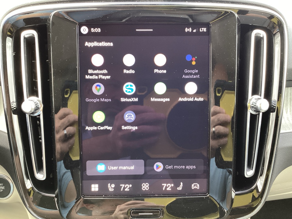 YV4L12UC5T2779427 2026 Volvo XC40 Plus, B5 AWD Gas (mild hybrid), Dark