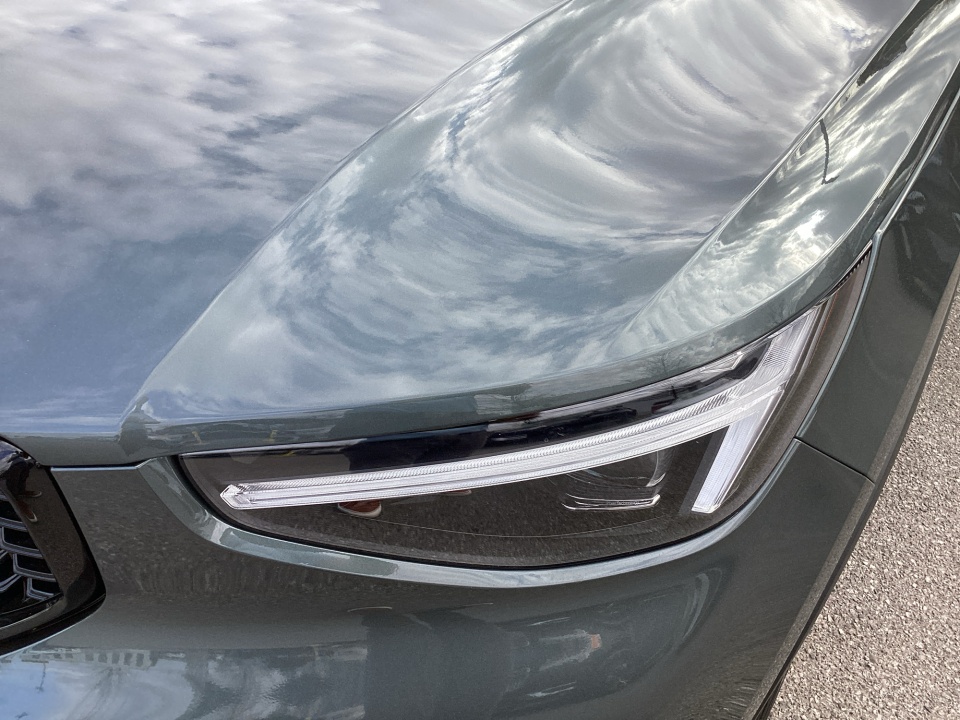 YV4L12UC5T2779427 2026 Volvo XC40 Plus, B5 AWD Gas (mild hybrid), Dark