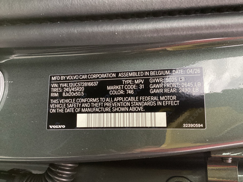 YV4L12UC5T2816637 2026 Volvo XC40 Plus, B5 AWD Gas (mild hybrid), Dark