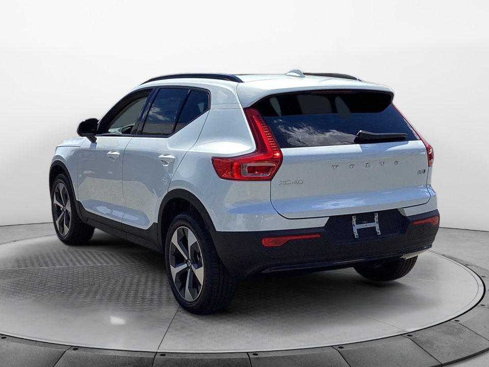 YV4L12UC9T2811621 2026 Volvo XC40 Plus