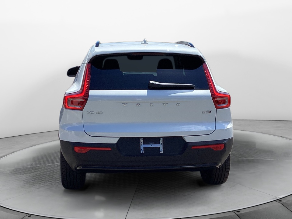 YV4L12UC9T2811621 2026 Volvo XC40 Plus