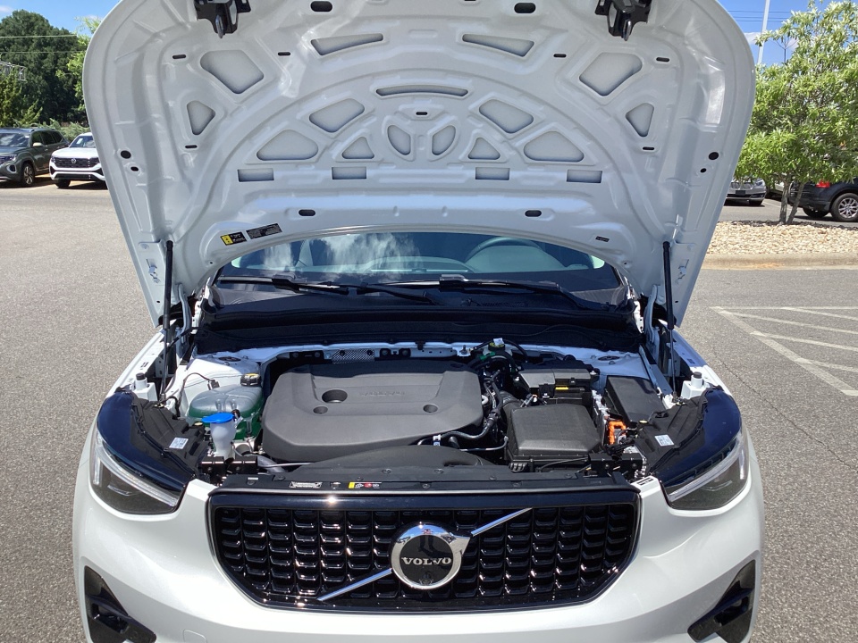 YV4L12UC9T2811621 2026 Volvo XC40 Plus