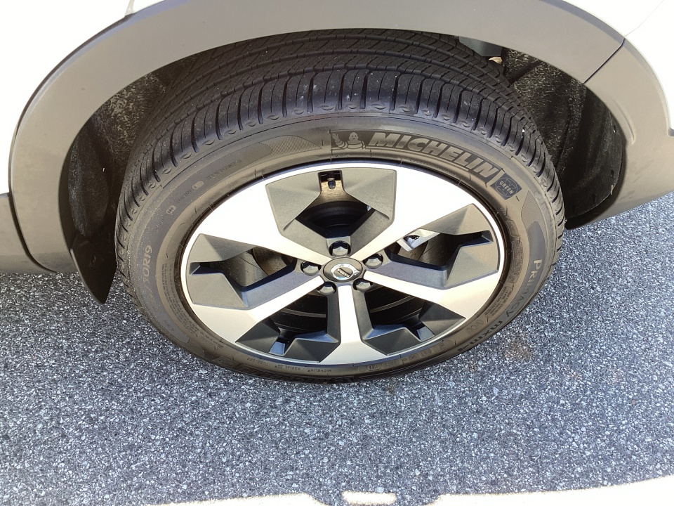 YV4L12UC9T2811621 2026 Volvo XC40 Plus