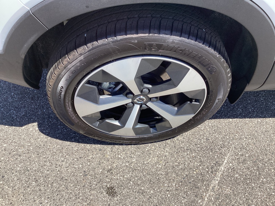 YV4L12UC9T2811621 2026 Volvo XC40 Plus