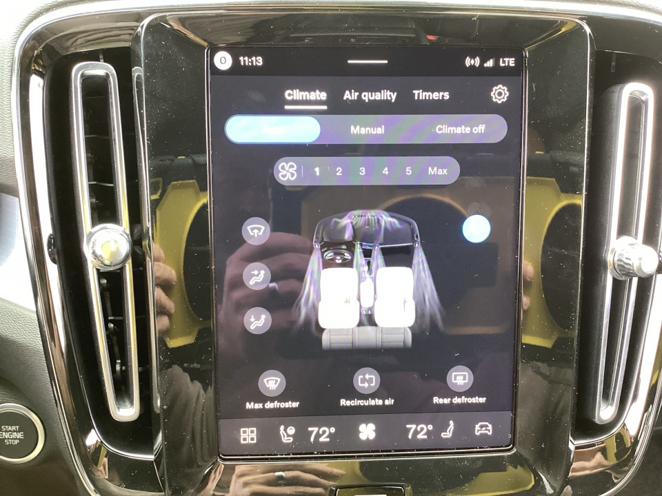 YV4L12UD0T2767209 2026 Volvo XC40 Black Edition Ultra, B5 AWD Gas (mild hybrid)