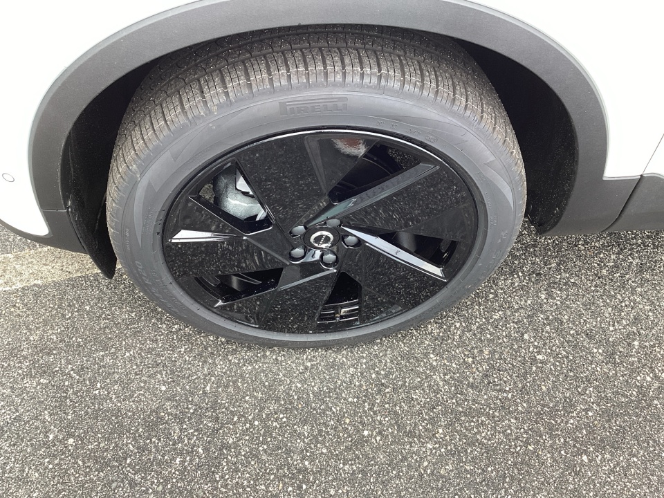 YV4L12UD0T2767209 2026 Volvo XC40 Black Edition Ultra, B5 AWD Gas (mild hybrid)