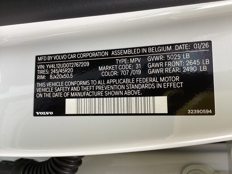 YV4L12UD0T2767209 2026 Volvo XC40 Black Edition Ultra, B5 AWD Gas (mild hybrid)